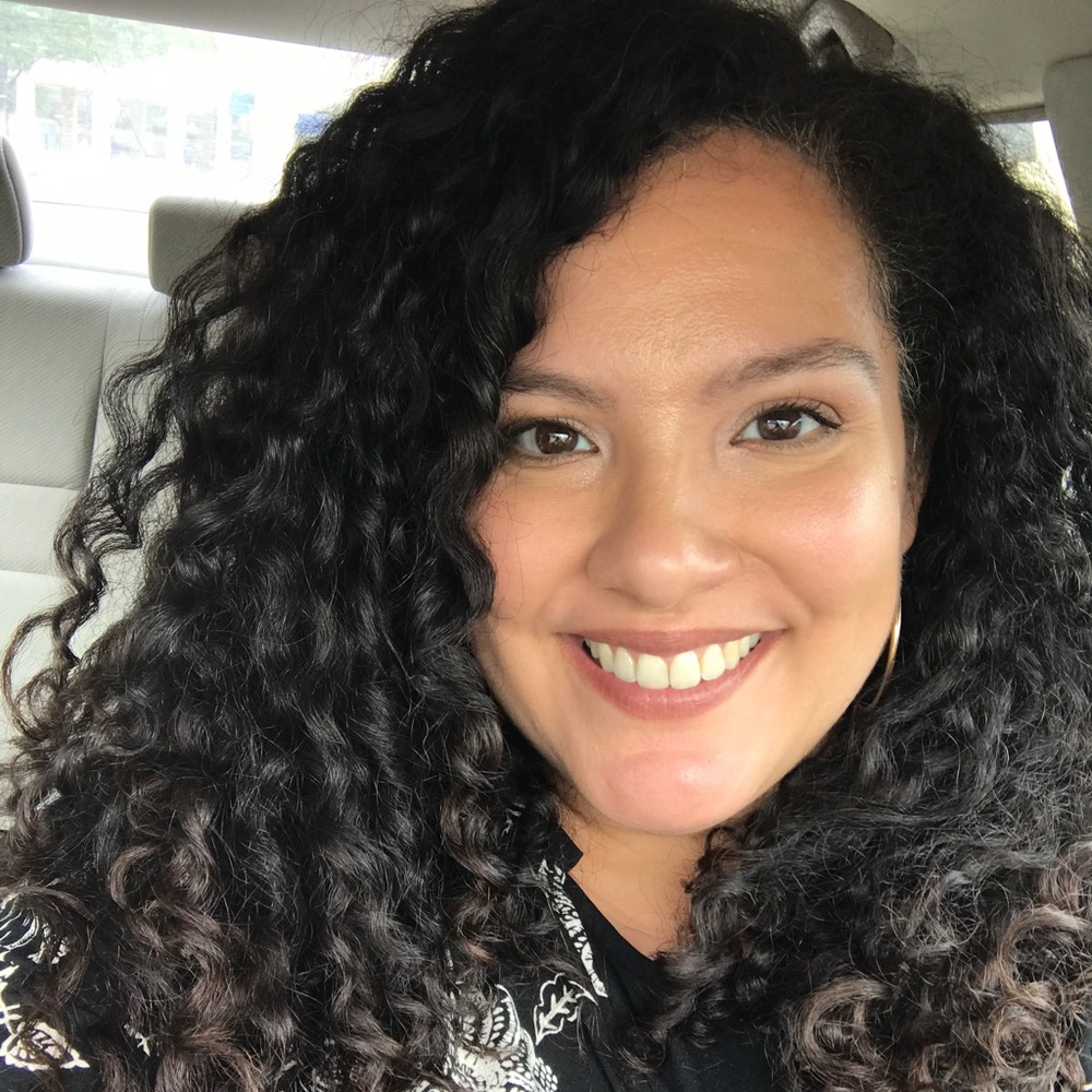 Meet your Posher, Monique